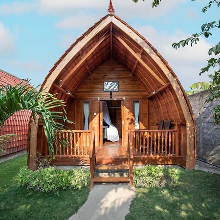 Made Taro - Menjangan Homestay Баньюведанг Экстерьер фото