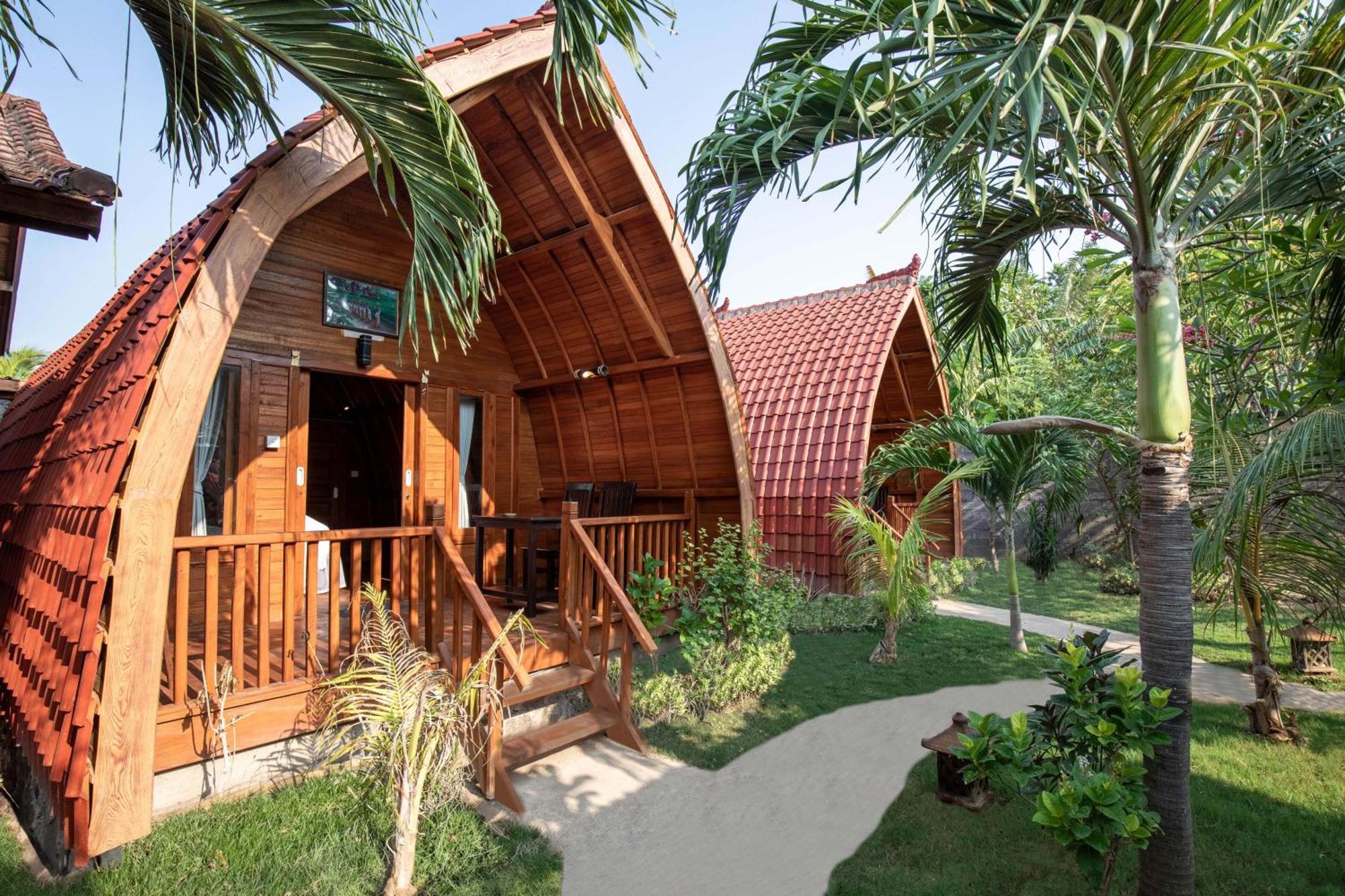 Made Taro - Menjangan Homestay Баньюведанг Экстерьер фото